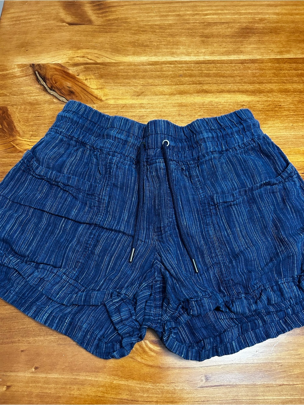 Athleta Women's Blue Drawstring Linen-Blend Shorts